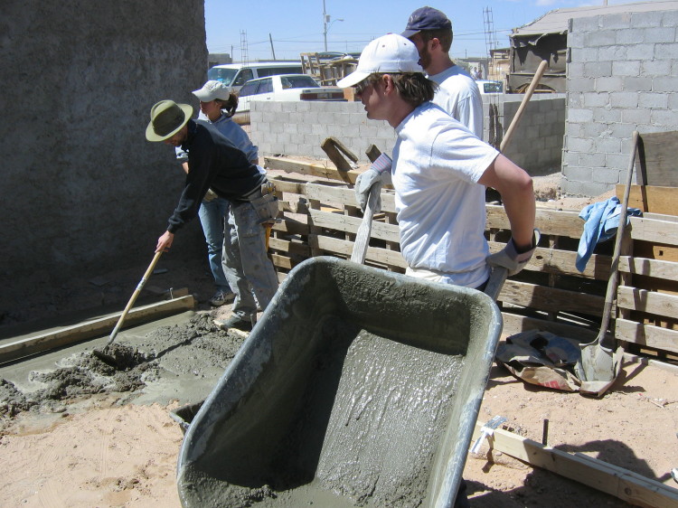 Image 26 of 168
travis delivers some concrete