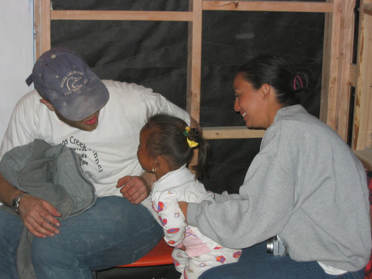 Image 138 of 168
joey and sophia play with genesis